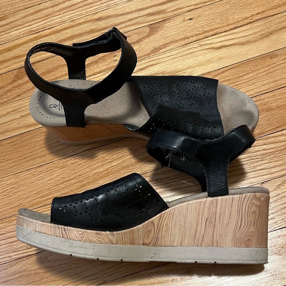 Ultimate Comfort Collection by Clarks Black Wedge Sandals Size 8.5 - Picture 4 of 8
